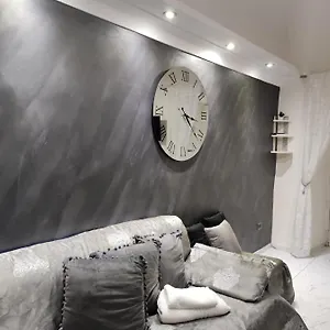 La Casa Di Titina Napoli